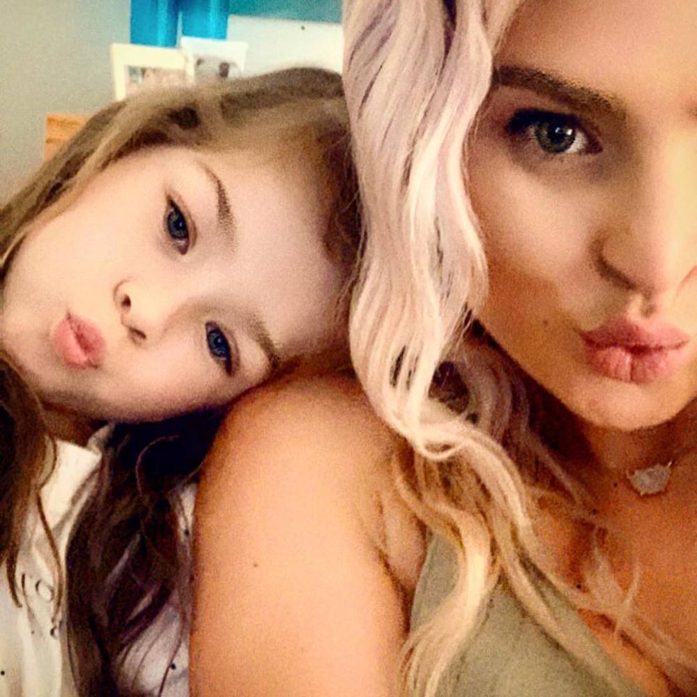 Meet your Posher, Holly